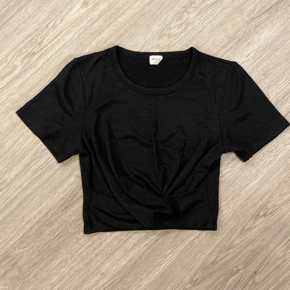 Aritzia | Wilfred Free Black Subah front-knot short sleeve tee | Size Medium